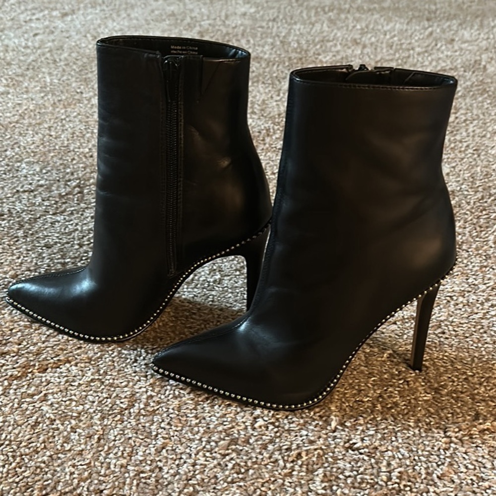 Black pointed stud boots